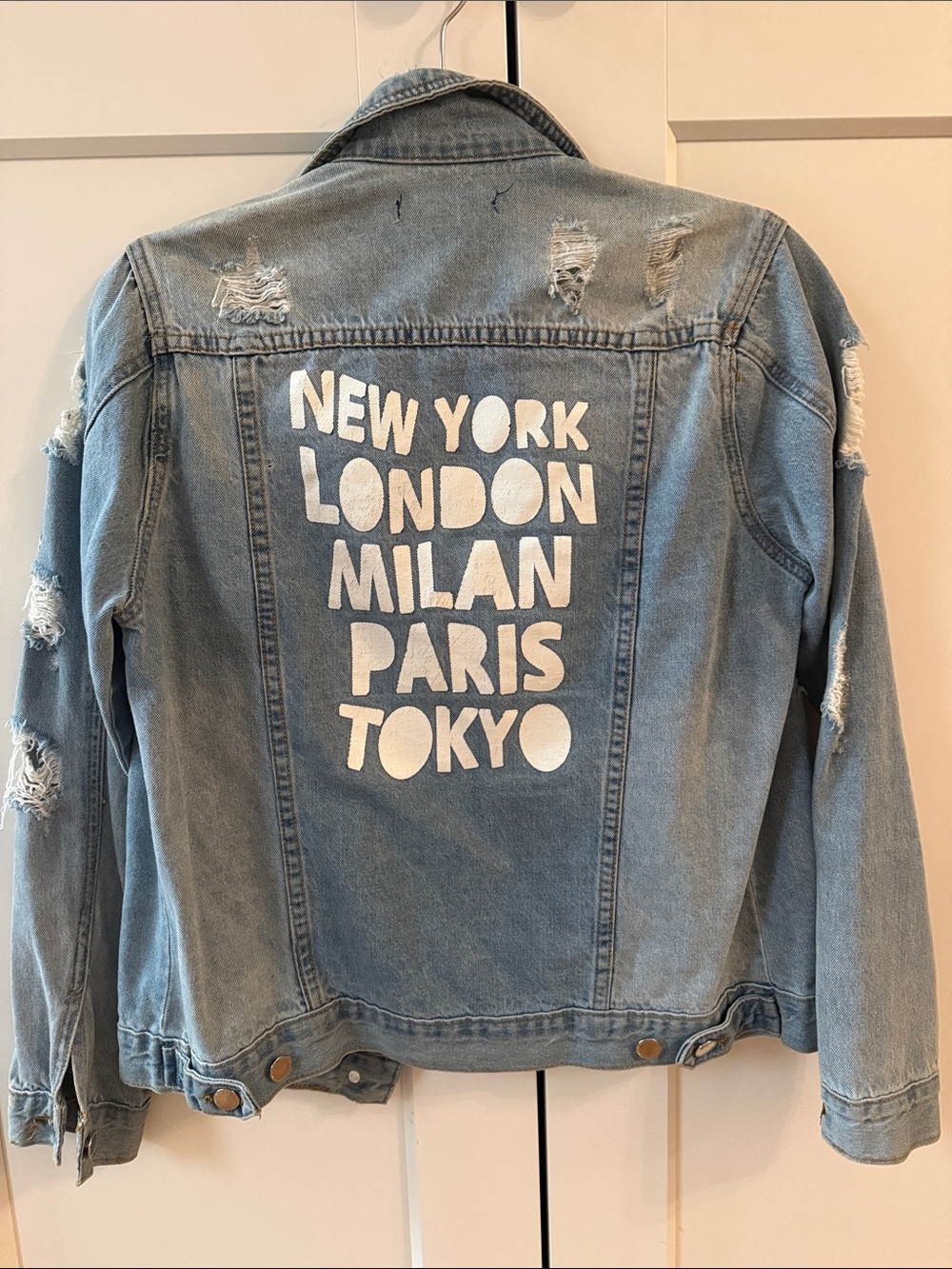Fab Denim Jacket with printed Cities back sz XS